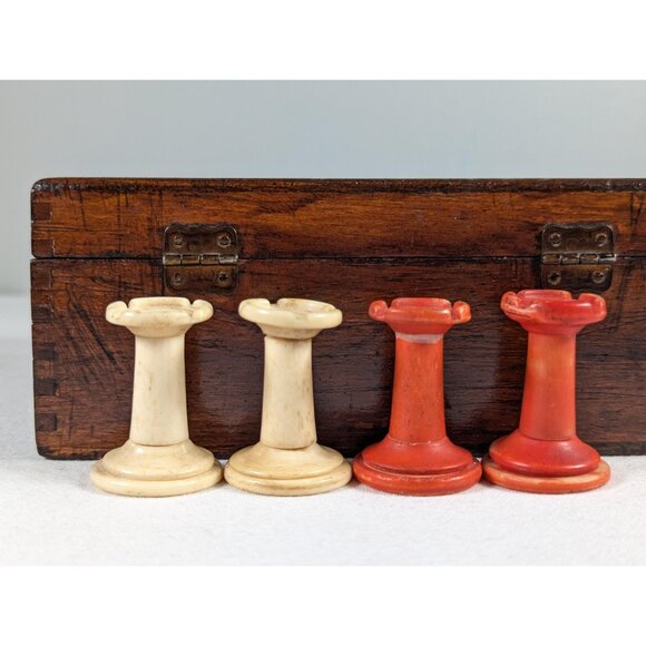 Rare antique bone chess pieces red and white complete playing set, Vintage - Picture 6 of 10